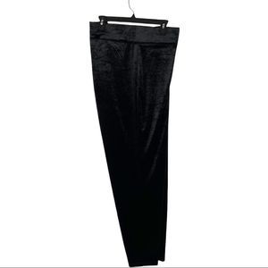 ⚫️⚫️⚫️ Soulmates Plus Black Velvet Pull On Pants with Tapered Legs